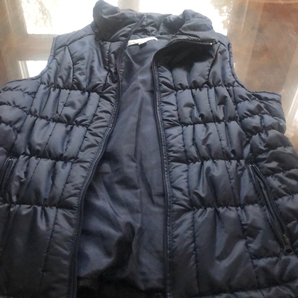 Vest - Picture 3 of 3